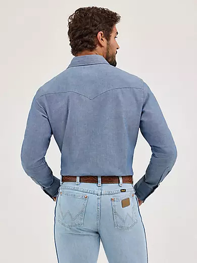 Cowboy Cut® Firm Finish Long Sleeve Western Snap Solid Work Shirt in Chambray Blue | Wrangler