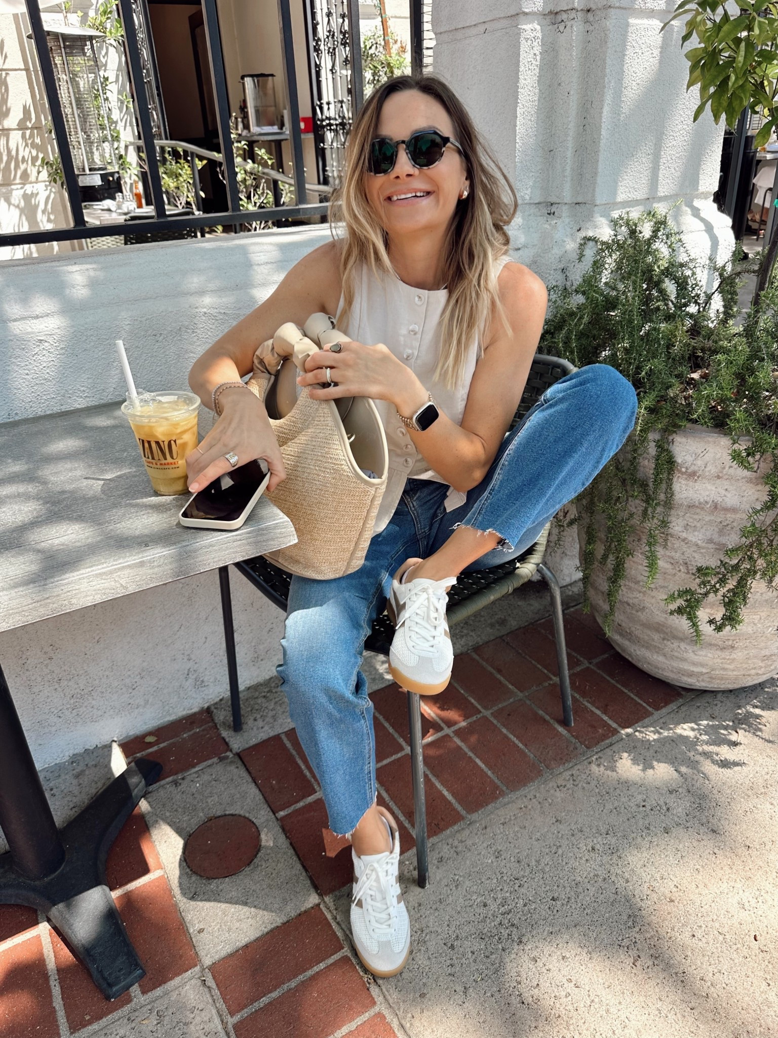 Linen top and the perfect pair of jeans and sneakers. Yes please!! Perfect to elevate a casual look for a day out running errands and having coffee. Not to mention very comfortable. I love this linen top too. ￼

#LTKdayinmylife #LTKootd