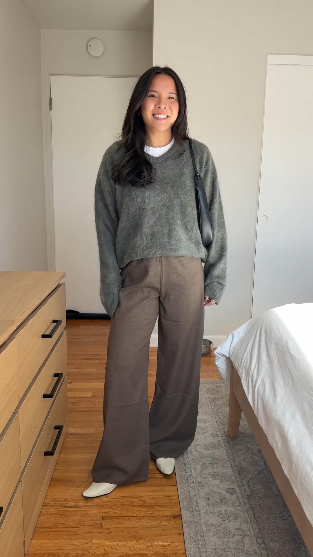 Shoes and sweater are linked on Shopmy (can’t link the exact ones here)
Pants are size 4petite
