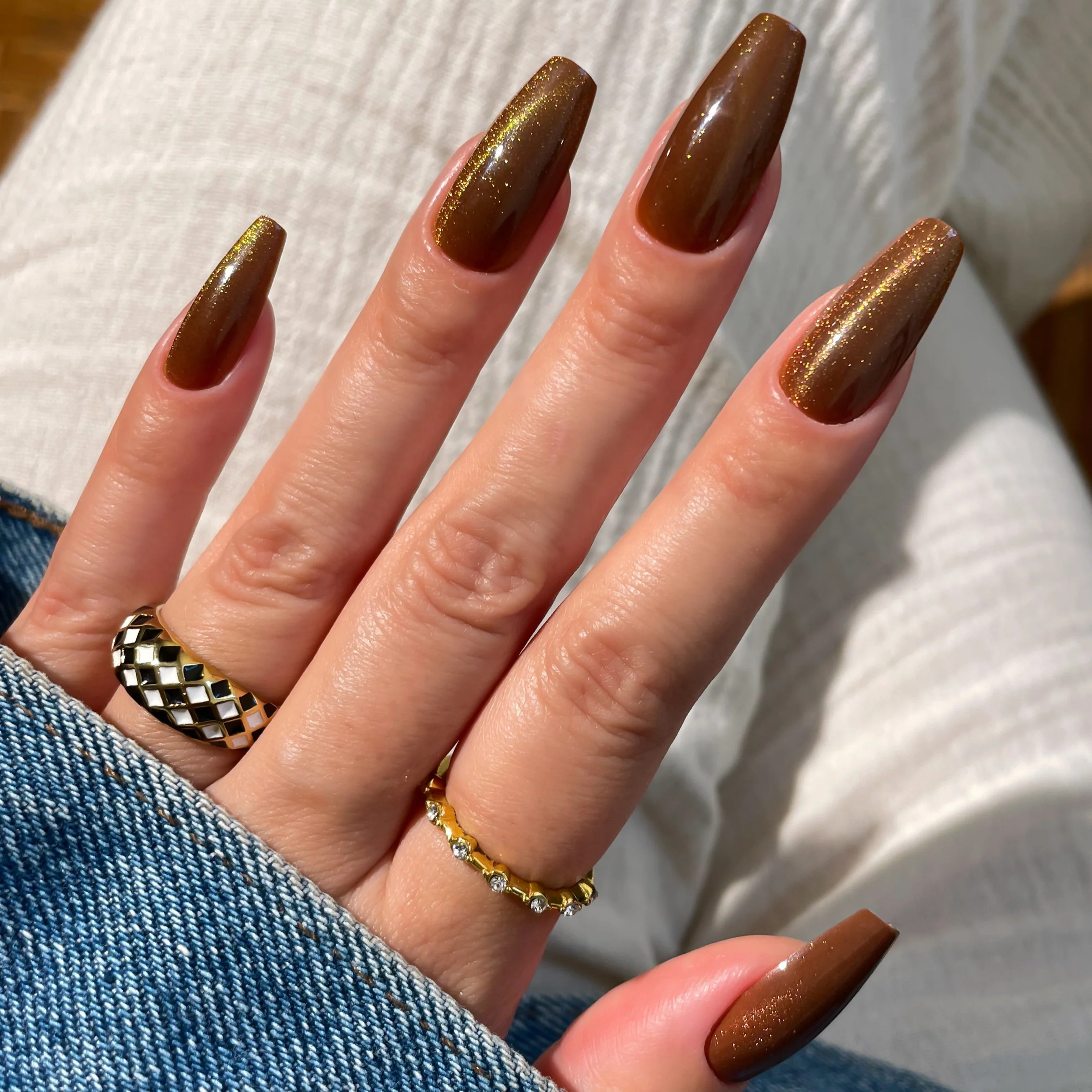 Chocolate Cat Eye Press-on Nails | PaintLab