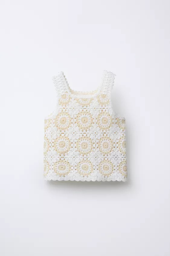 Sleeveless round neck knit top. Scalloped trim. | Zara US