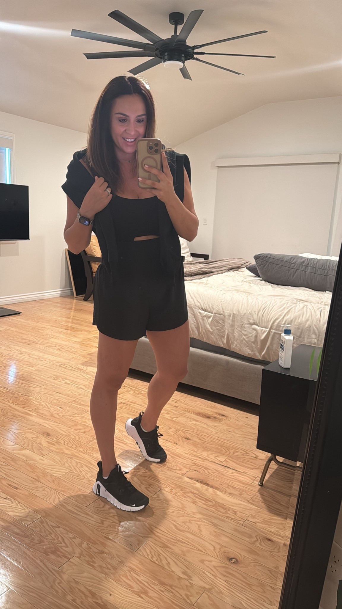 Soccer mom outfit, football mom outfit, game day outfit, mom, kids, flag football, football, soccer

#LTKKids #LTKFamily #LTKSeasonal