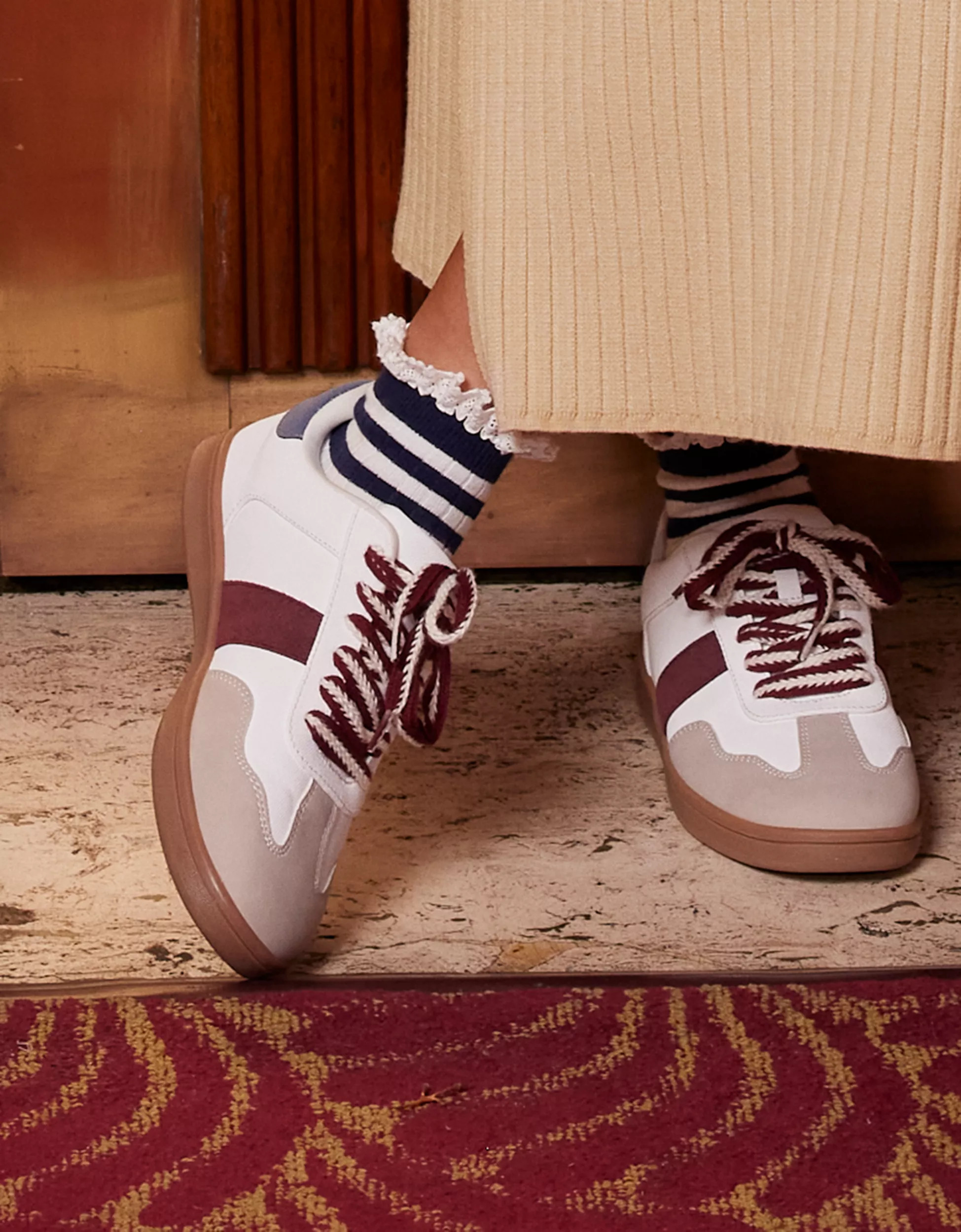 Aerie Ruffle Trim Bobby Socks | Aerie