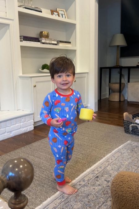 Baseball pajamas ⚾️⚾️⚾️

Toddler pajamas - baseball pajamas - summer pajamas - toddler pajama sets 

#LTKBaby #LTKKids #LTKSeasonal