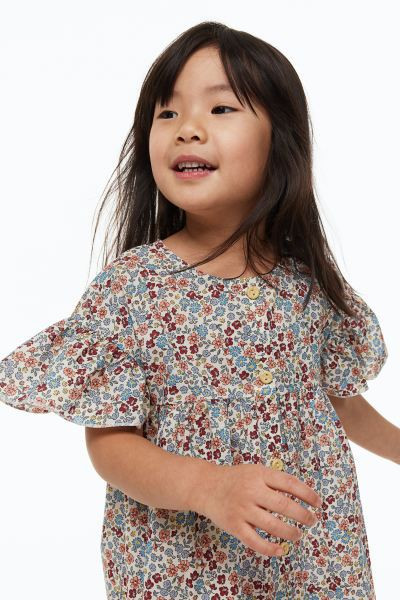 Flutter-sleeved Double-weave Dress | H&M (US + CA)