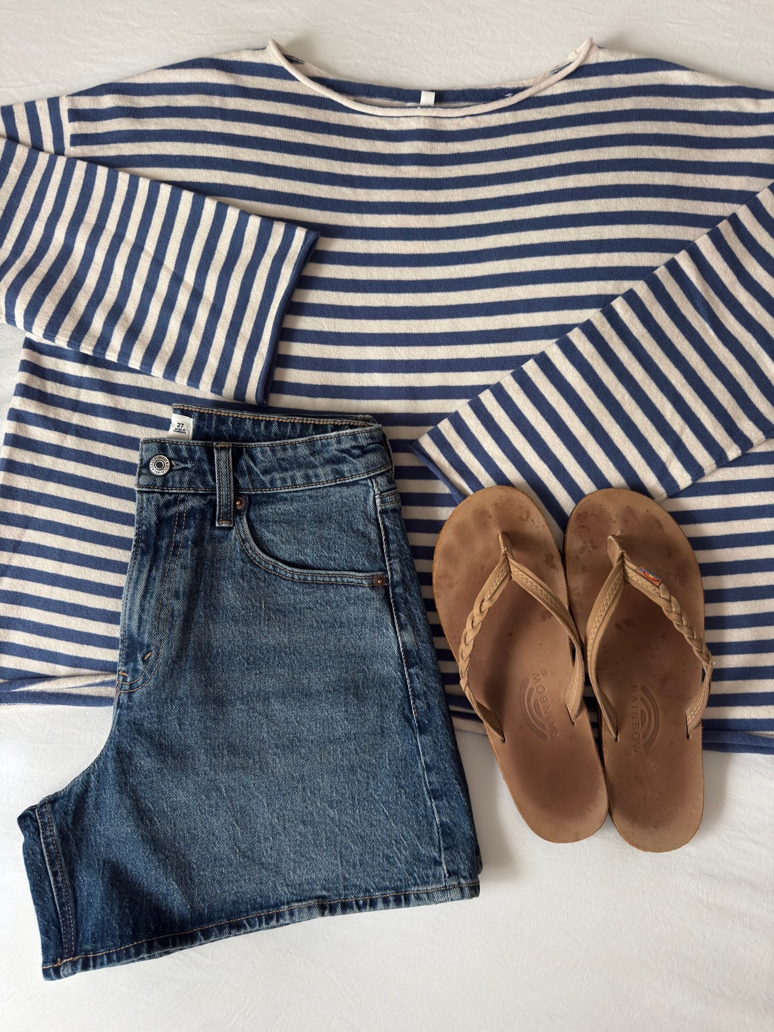 Cutest sweater for summer 🫶

#casualoutfit #shorts #denim #aerie #abercrombie #ootd #outfitinspo #stripes

#LTKootd #LTKSeasonal