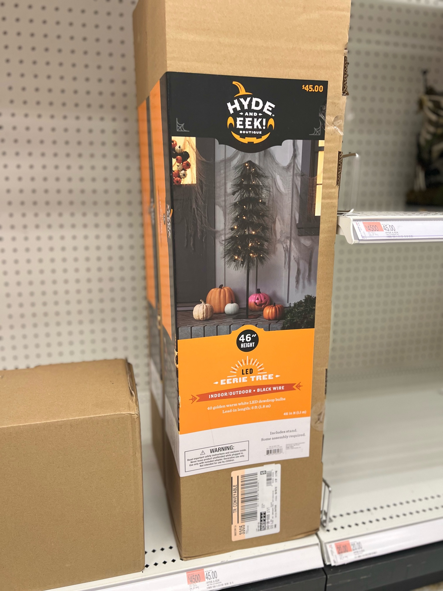 46" LED Black Faux Alpine Balsam Fir Halloween Tree with Golden Warm White Dewdrops - Hyde & EEK! Boutique™

#LTKFindsUnder50 #LTKSeasonal #LTKHome