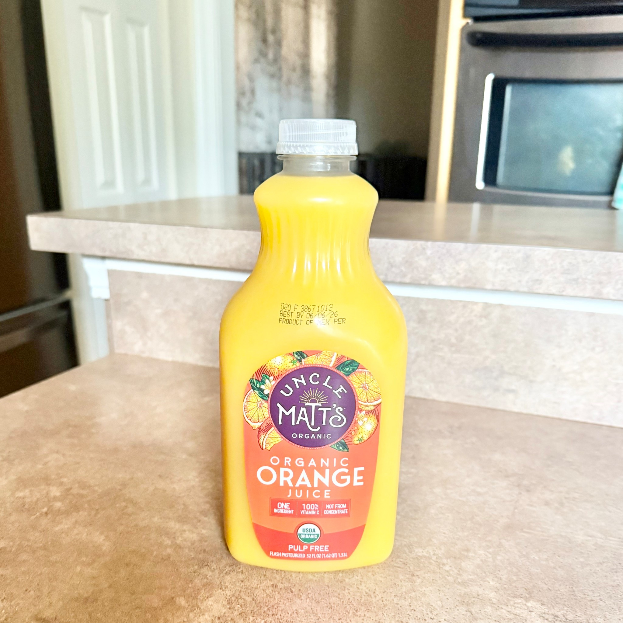 Looking for a clean orange juice that 
actually taste good? 
You’re going to want to get
@unclemattsorganic orange juice.

#LTKHome