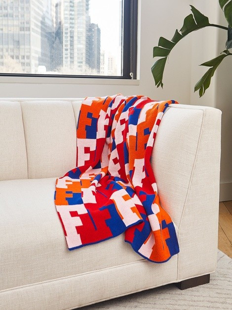 On Repeat Blanket-Natural/Beige/White | BaubleBar (US)