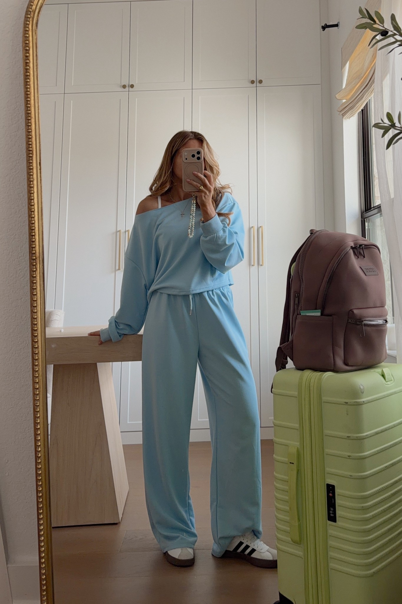 peace out tx! wearing a small in my amazon set  

#LTKootd #LTKTravel #LTKdayinmylife