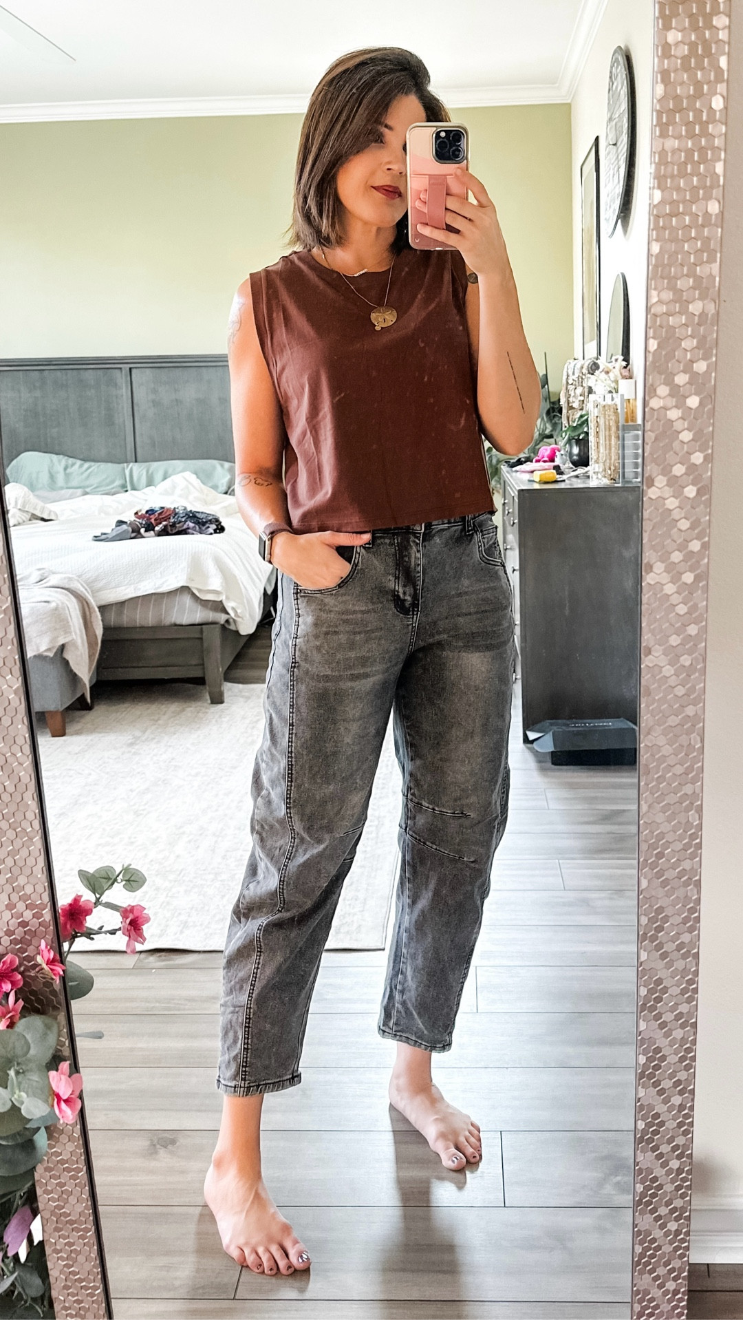 Another gig another outfit. These are the grey version of the wide leg pants that I love so much. And this tank is so flattering  

#LTKvlog #LTKOver40 #LTKgrwm