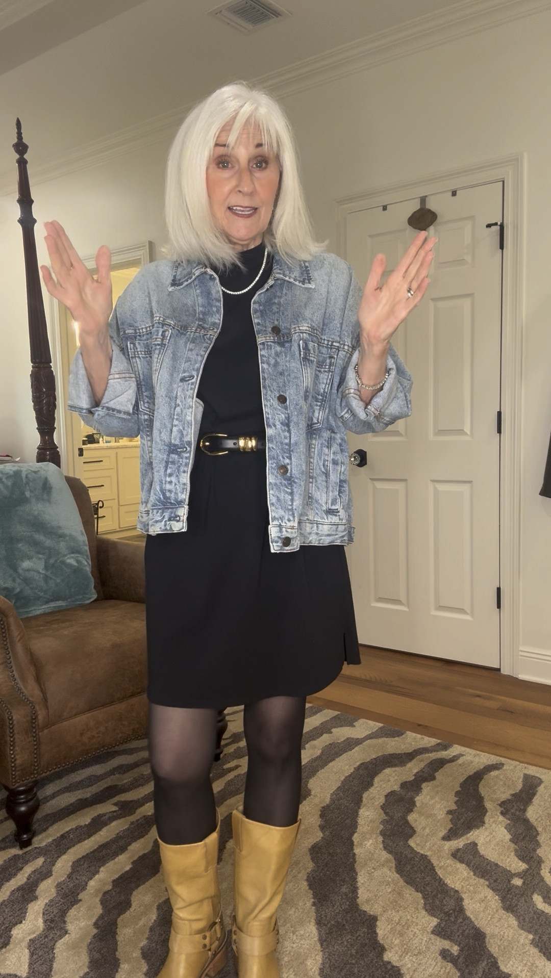 Mixing dressy with casual pieces for a great #falloutfit. 

https://www.shopltk.com/explore/jeanne_caldarera_silver_linings?tab=posts

#LTKStyleTip #LTKOver40 #LTKFindsUnder100