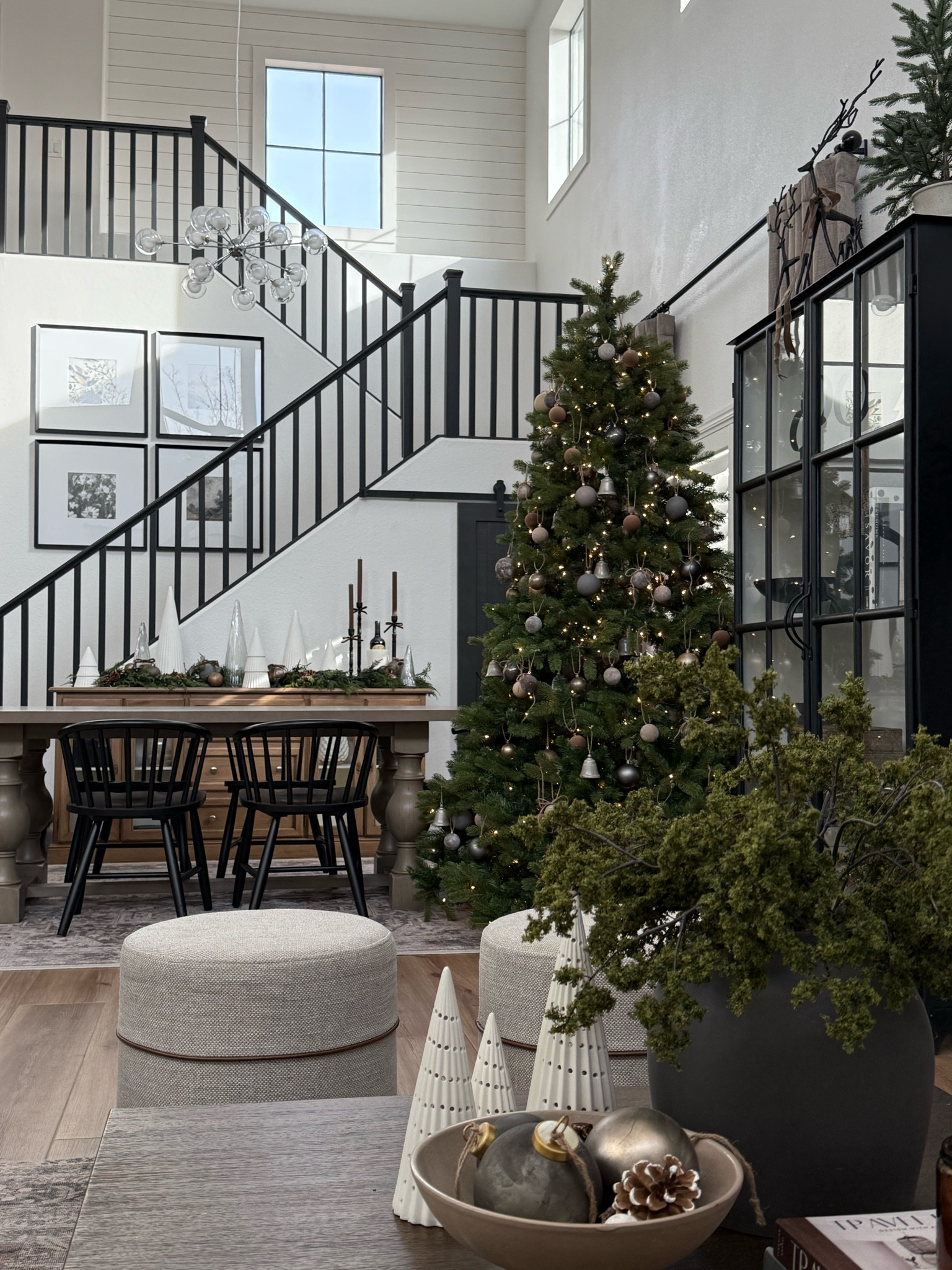 Dining room 

#LTKHoliday #LTKHome #LTKFindsUnder100