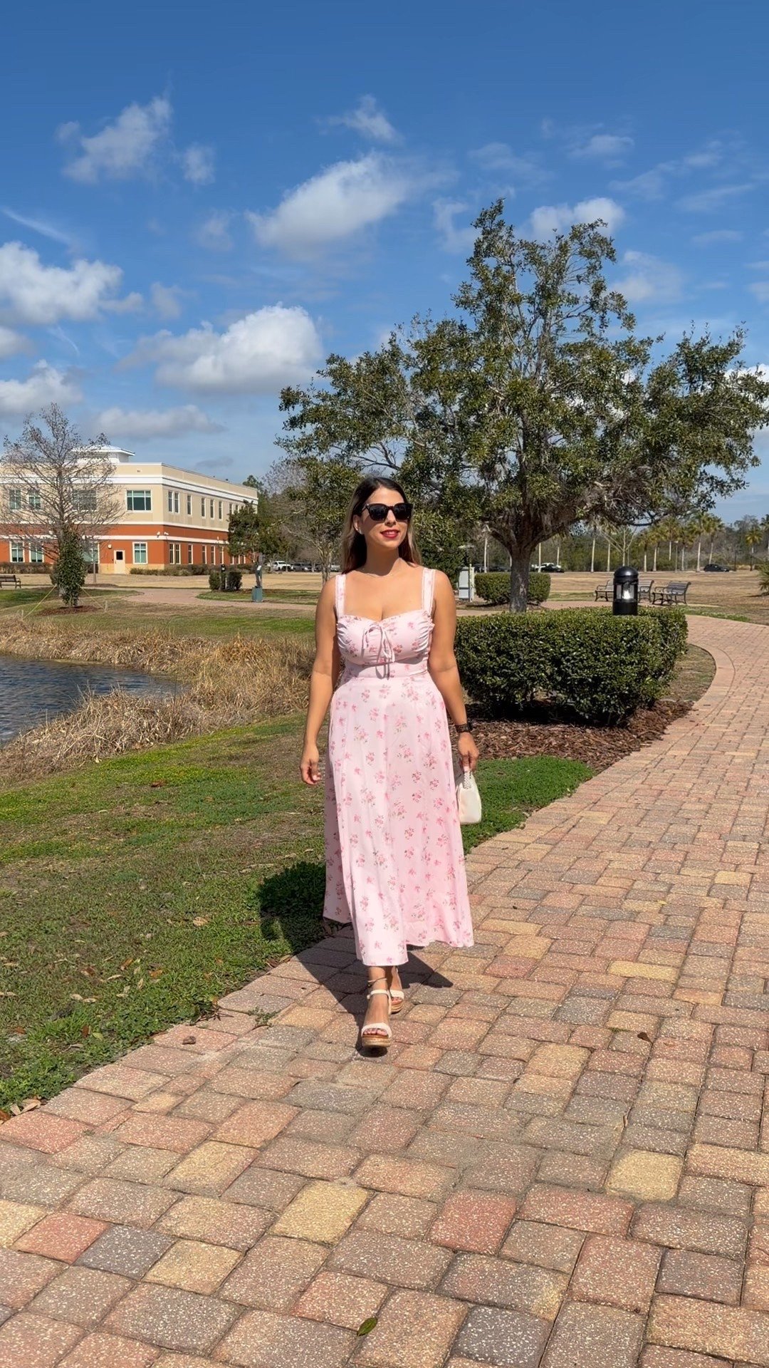 Floral Corset Midi Dress with Pockets 2026 Lace Up Flowy A Line Summer Wedding Guest Dresses for Women

#LTKSaleAlert #LTKWedding #LTKSeasonal