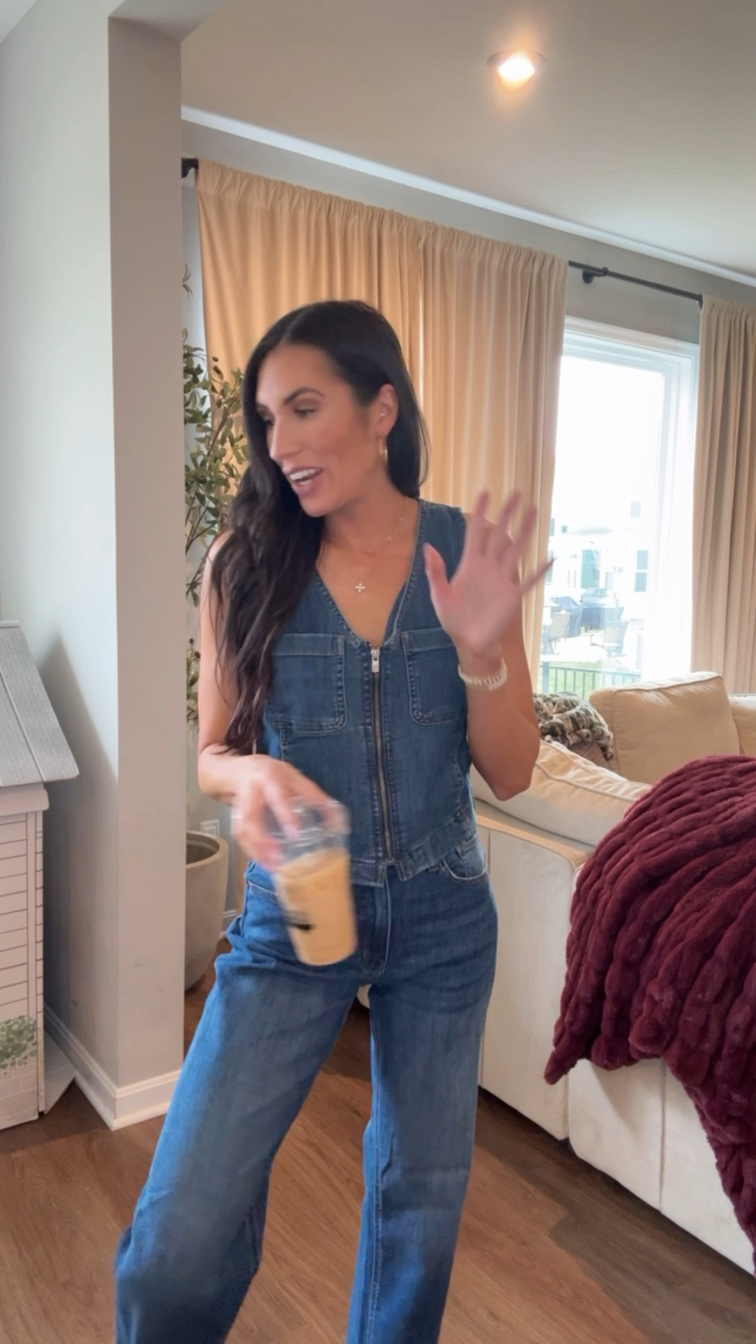 Cute new haul to share from @duerperformance
Wearing a small in the denim top 
Wearing a size 26 in jeans shade mid blue length 31
Denim on denim 
Outfit idea 


#LTKdayinmylife #LTKootd