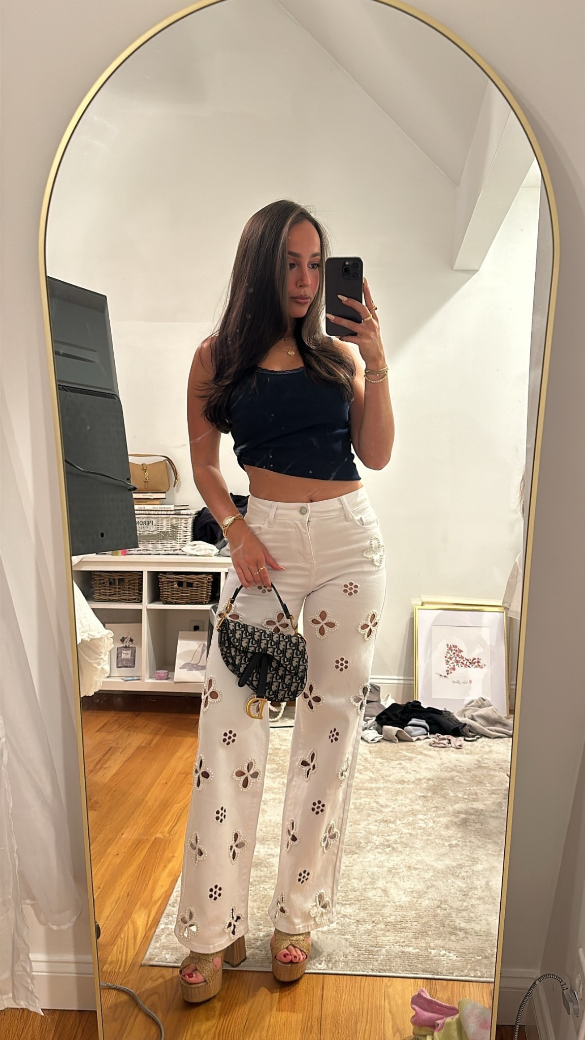 I hate white jeans..but not THESE! How gorgeous? On SALE now

#LTKFindsUnder100 #LTKSaleAlert #LTKStyleTip