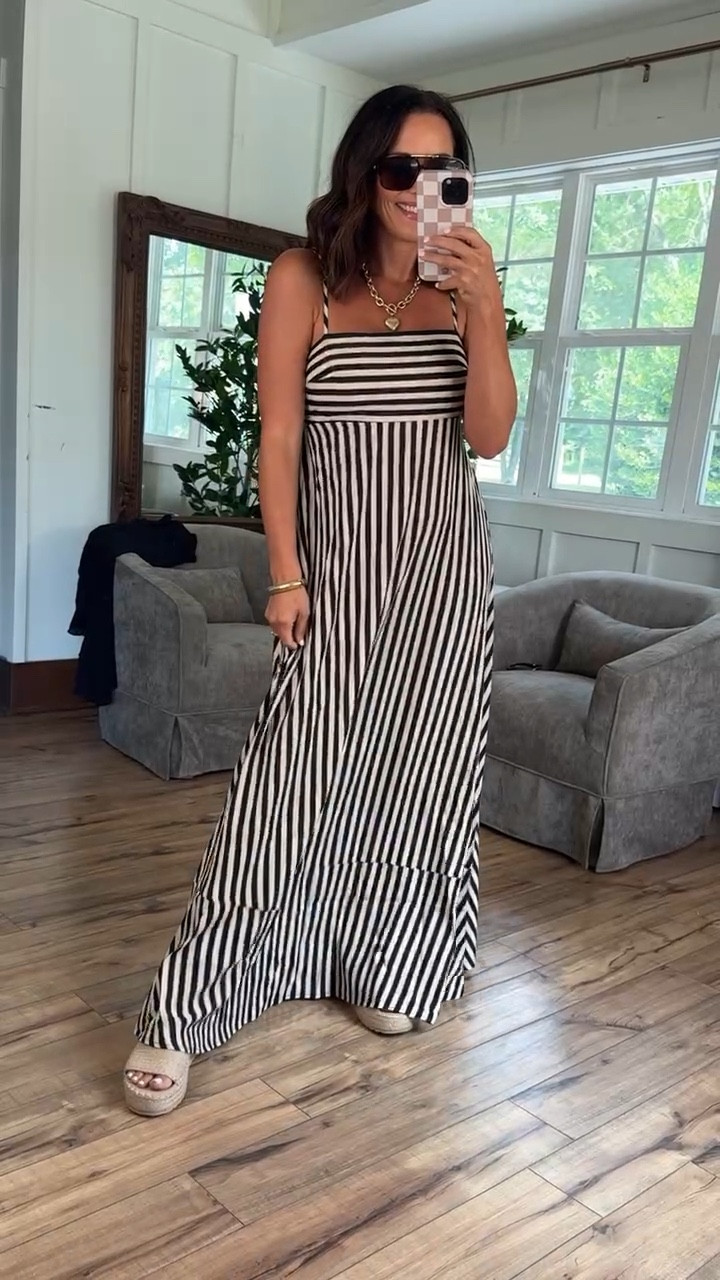 Y’all this is definitely one of my favorite finds of the summer!
Gorgeous striped maxi dress perfect to wear on vacation, to a wedding, church, brunch, everywhere!
It’s so comfortable, lightweight and the price is the best.
Snag it while it’s still available and on sale!



Summer fashion  maxi dress  striped dress




#LTKStyleTip #LTKFindsUnder50 #LTKPetite