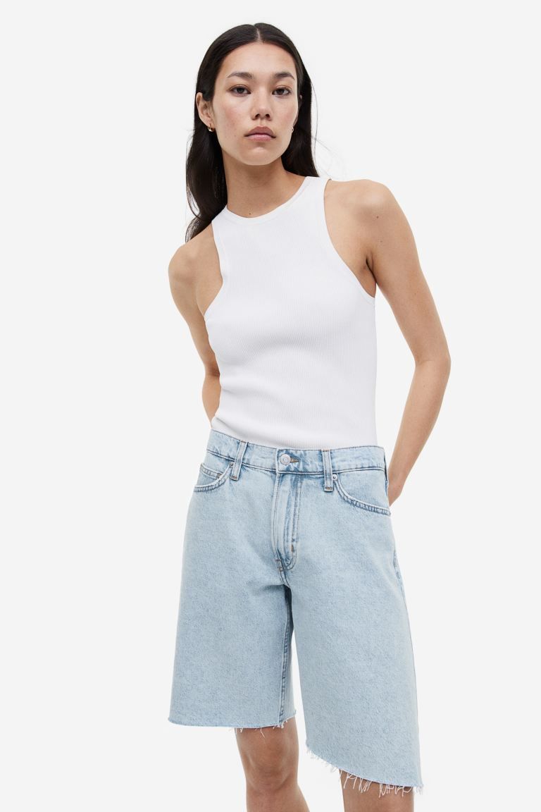 Low-waisted Bermuda shorts | H&M (UK, MY, IN, SG, PH, TW, HK)
