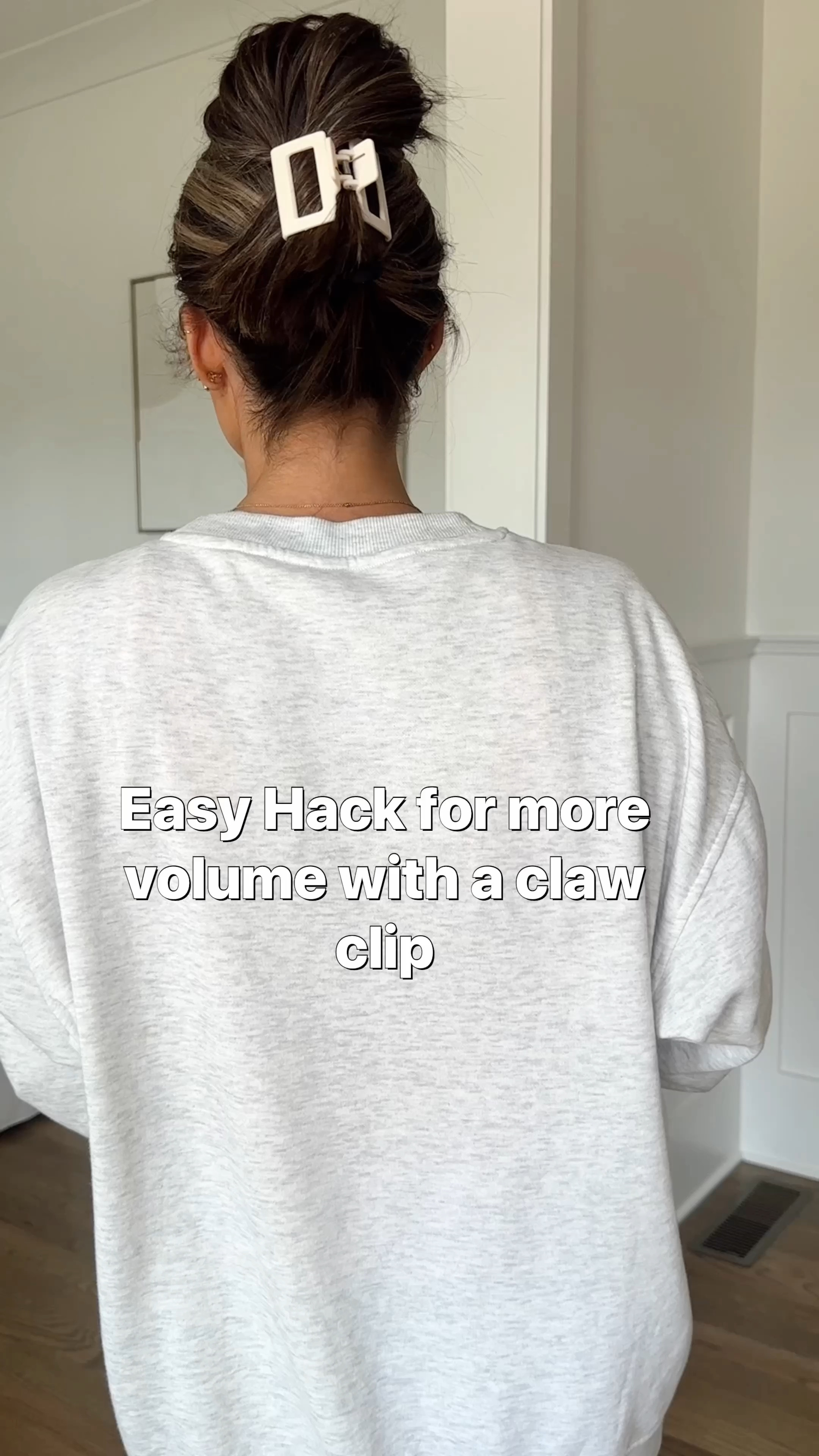 Easy claw cup trick to add volume 

#LTKBeauty #LTKVideo