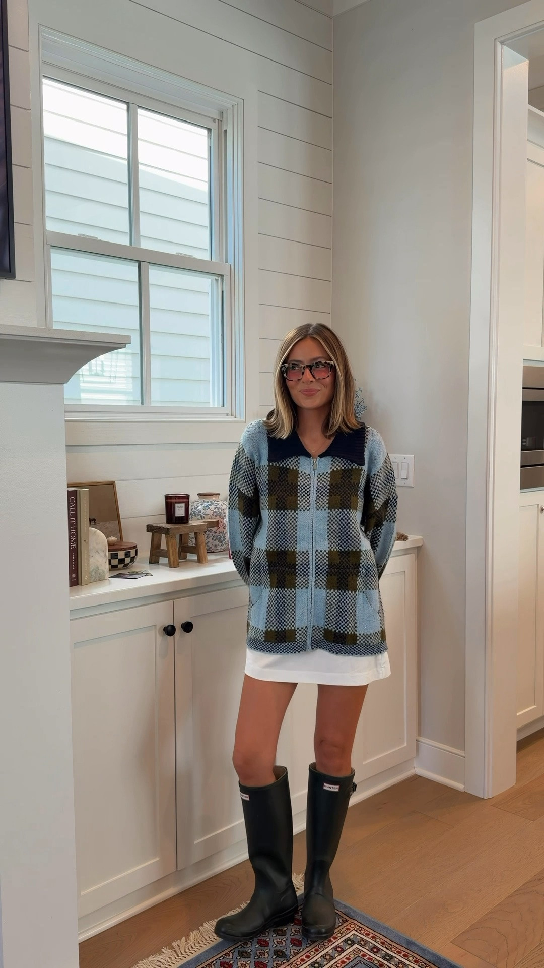 Early Fall Cozy Girl Outfit
Sizes: small skort, large sweater 

It’s my favorite season: pre-fall! I love sweaters, mini skorts and boots! Shout out to my Hunter boots. Still going strong after twelve years 👏🏼👏🏼

#LTKootd #LTKSeasonal #LTKSaleAlert