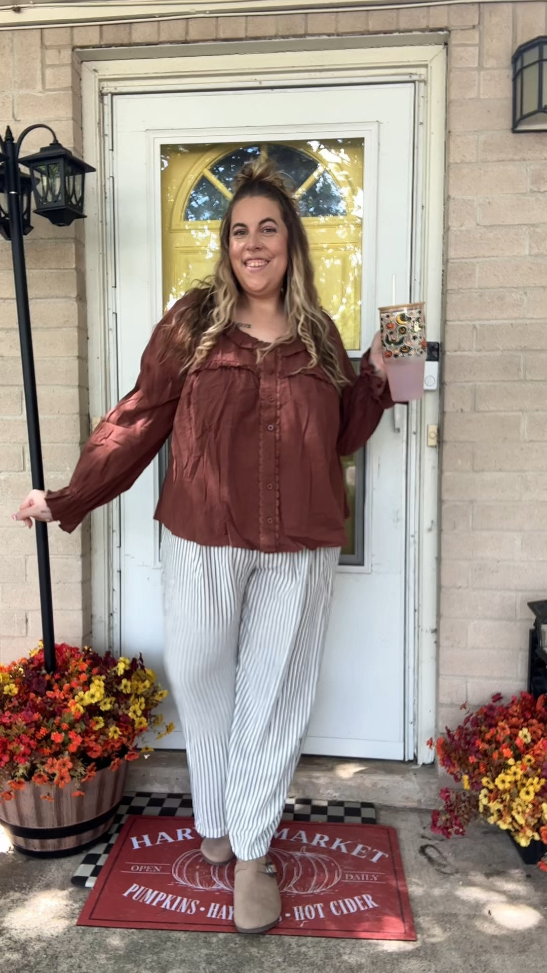 Fall transition outfit! Wearing a 2x in the top and a 3x in the pants! 

#LTKMidsize #LTKPlusSize #LTKOver40