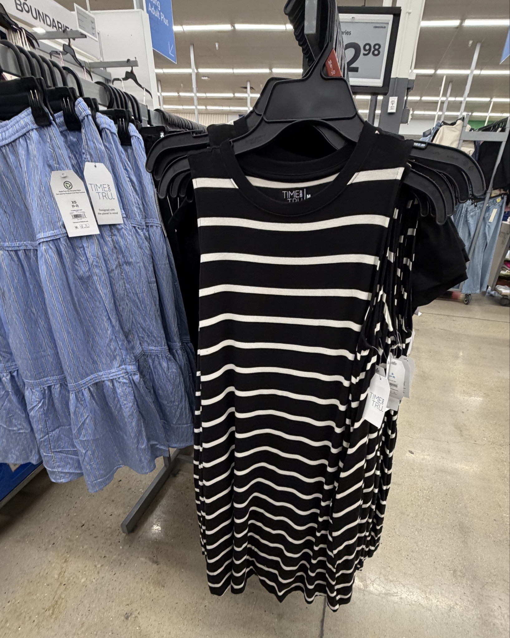 Look put together when you effortlessly throw on this knit swing dress from Time and Tru at Walmart!

Striped dress
Summer dress 
Casual dresses
Sleeveless knit fabric dress
Inexpensive dresses
Deals on dresses 

#LTKootd #LTKMidsize #LTKSaleAlert