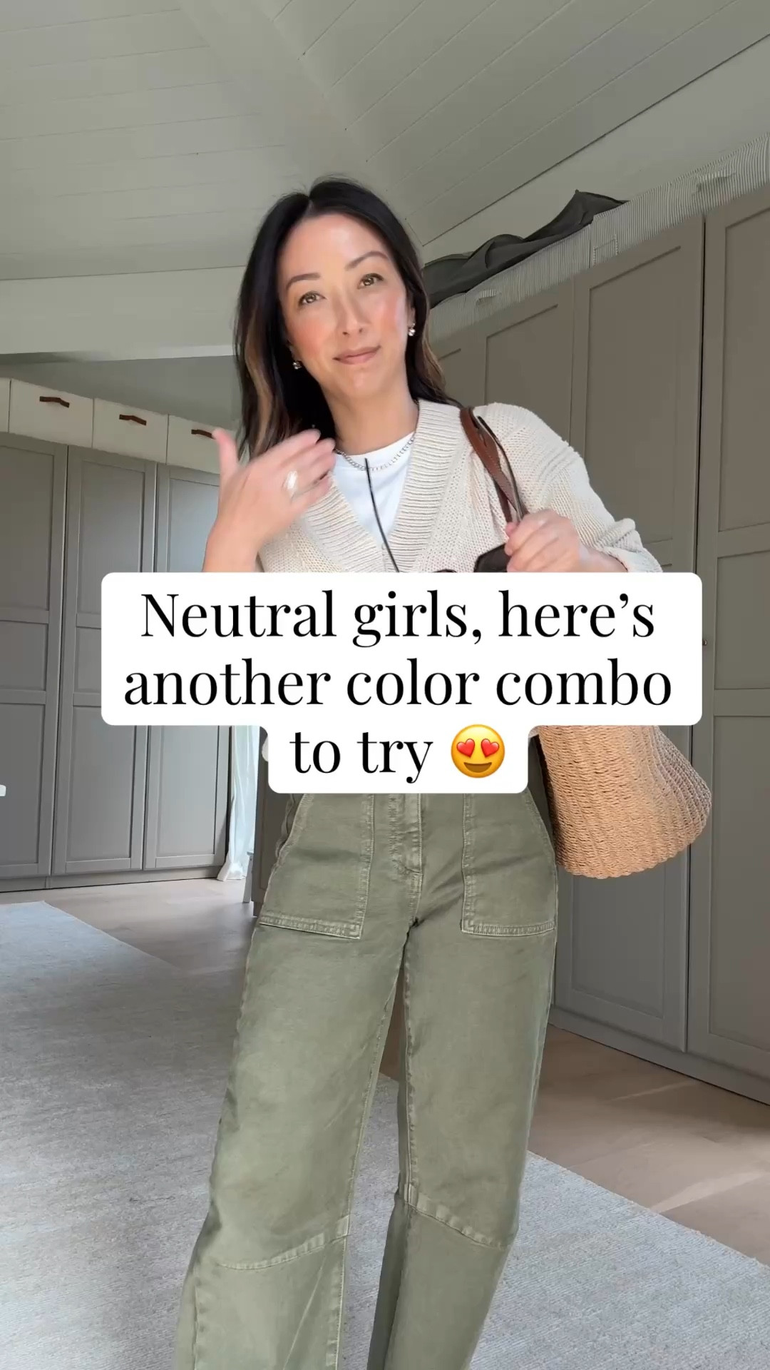 The color combo you need to try!

J.crew sweater xs - old. New version runs small
Everlane tee medium
Le Jean pants 25
Everlane loafers 5
J.Crew tote - the best mom tote!
Electric Picks earrings
Dorsey James necklace 15"


#LTKmomlife #LTKPetite #LTKgrwm