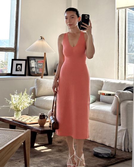 Part of the new Everlane Editions collection is this flattering and comfortable dress that is going to be a repeat for summer.

Summer dress | Pink dress | Casual Outfit | Style Inspiration

#LTKFind #LTKwedding #LTKstyletip