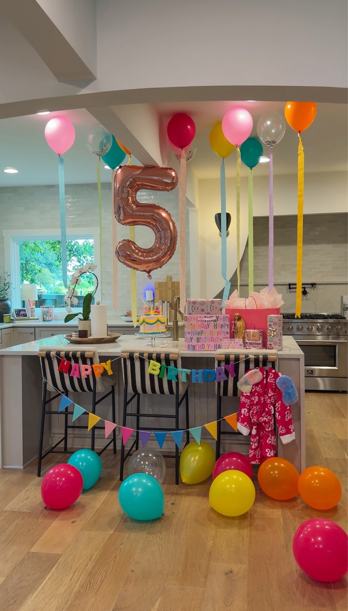 5th Birthday Celebration Setup // Kids Birthday // Girl Birthday

#LTKmomlife #LTKvlog #LTKKids