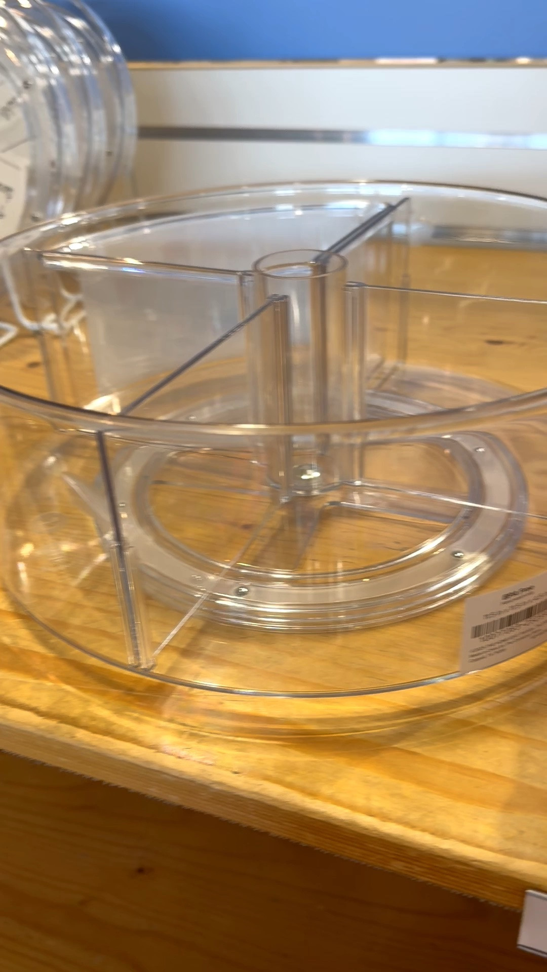 I recently purchased a clear acrylic turntable to organize my family’s snacks in the pantry. This one — which has 4 compartments — is even better because each compartment is adjustable. This also works for spices, oils, and condiments. 🥫

If you’re a creative or crafter this would also work well in your craft room to organize materials, adhesives, markers, and brushes. 🎨

#pantryorganization #clearturntable #kitchenorganization #craftsstorage #craftsroom #clearlazysusan #snackorganization #refrigeratororganization

#LTKHome