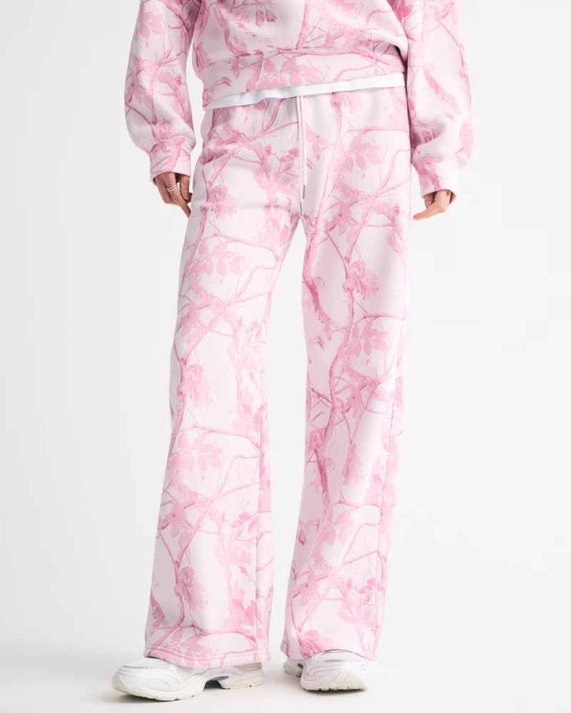 High Rise Sunday Wide Leg Sweatpant | Abercrombie & Fitch (US)