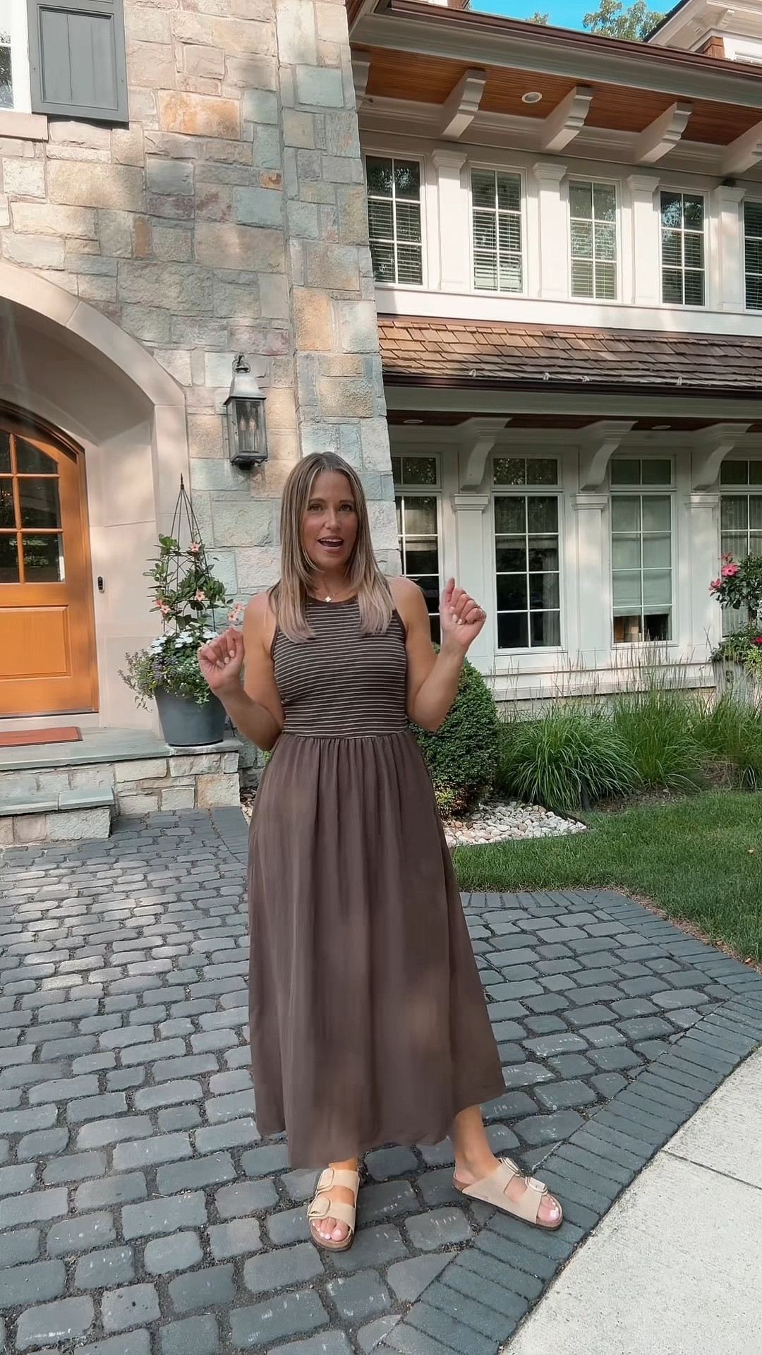 Travel capsules are a must and Evereve x Z-supply nailed it with this collection. 

The knit pant and vest set is a must have to take you from air travel to a night out. The vest is detailed with pretty buttons down the front adding a touch of formality. The fabric has a woven texture that elevates the entire set. 


For evening and day activities these dresses are easy to wear without a worry about wrinkling. The crochet dress is a figure hugging slimming fit with a matching sweater that pairs beautifully. Mocha brown is making a strong resurgence this summer going into fall and this dress is a must have for an evening out. 

Travel sets made easy whether you are heading abroad or staying in town. 

Like and comment TWINS for a link to this travel capsule. 

#everevepartner 
@evereveoffical
#everevestyle

#LTKMidsize #LTKOver40 #LTKStyleTip