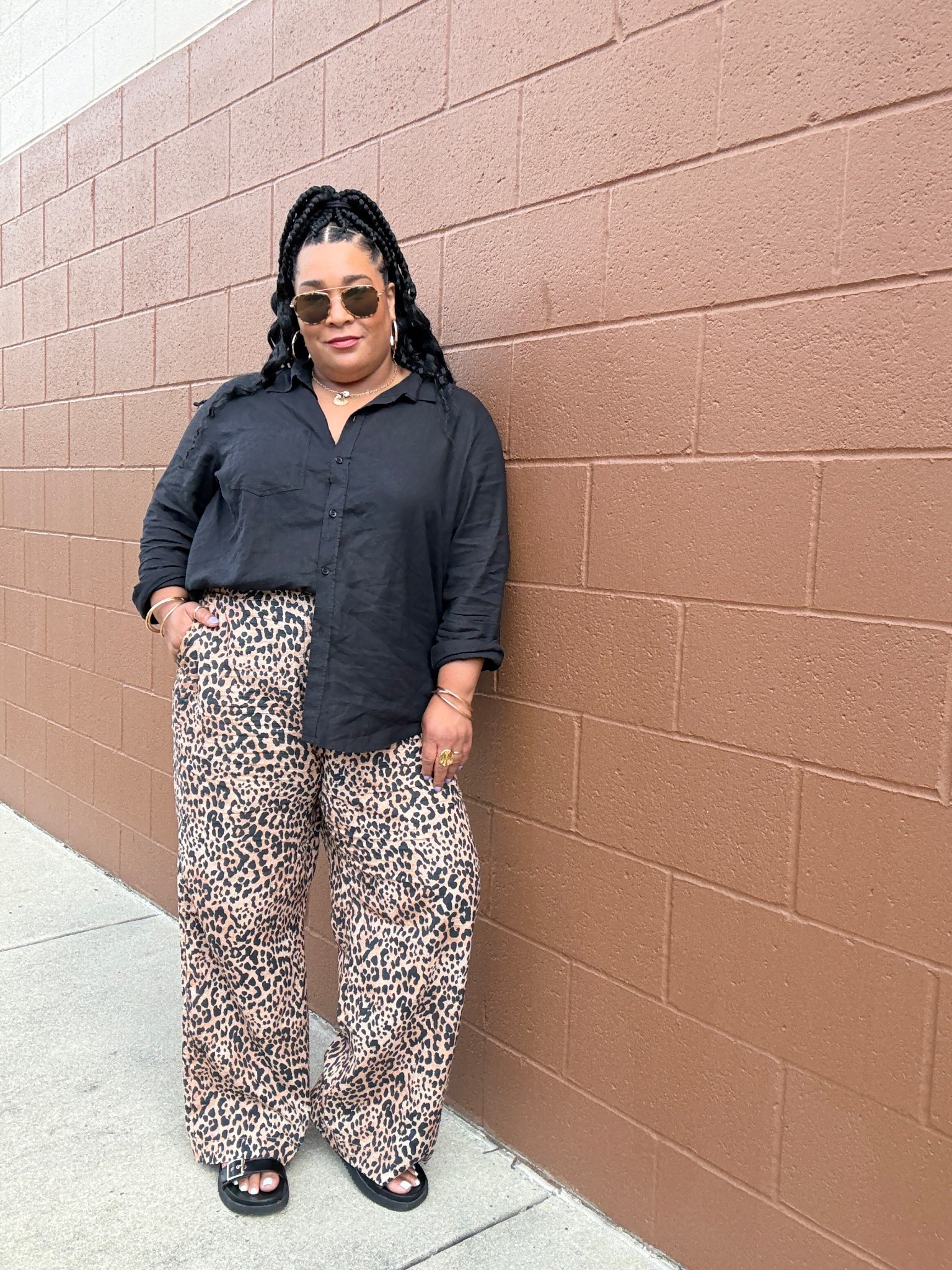 These leopard print pants might be my favorite buy of the season. So comfy and can easily dressed up or down.



#LTKStyleTip #LTKMidsize #LTKOver40