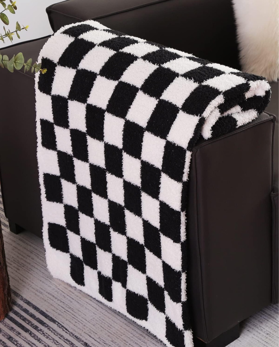 The softest most comfortable blanket that I can’t live without  

#LTKGiftGuide #LTKHome #LTKFindsUnder50