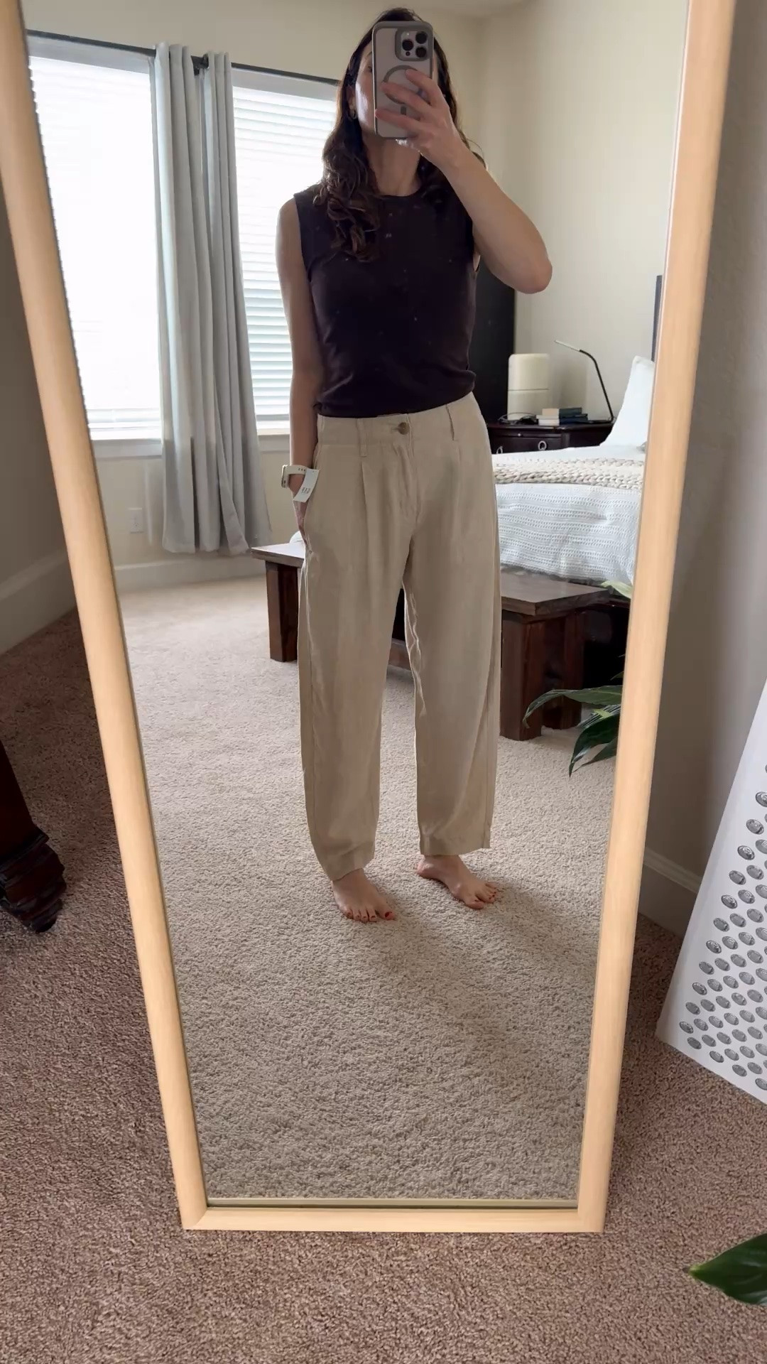 Love these pants. Comfortable and dressy. 
Size XS.

#LTKootd #LTKmomlife #LTKOver40