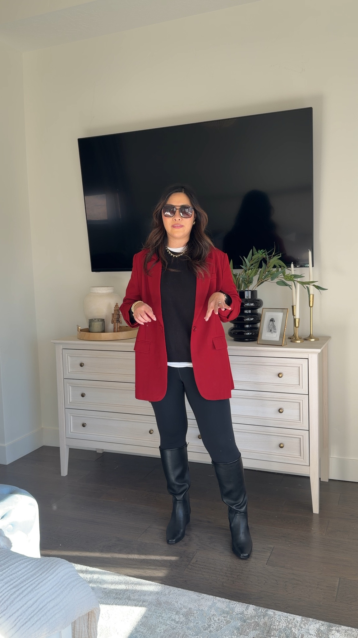 Chic Leggings Outfit
Sweater: Medium
Blazer: Large
Leggings: Medium 