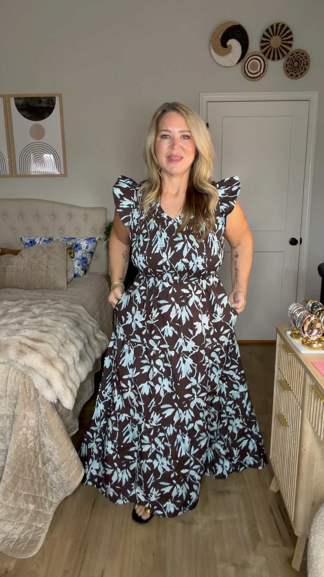 Size large

#LTKPetite #LTKOver40 #LTKMidsize