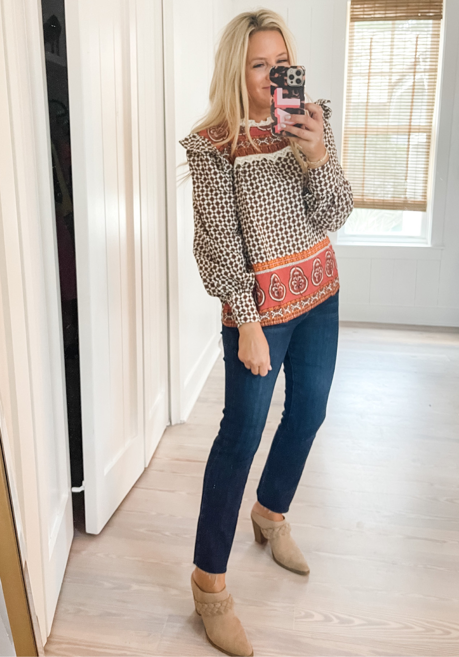 Cutest top for fall. Wearing a small. Risen jeans are a size 26. Code FANCY15 for 15% off  

#LTKsalealert #LTKunder100 #LTKstyletip