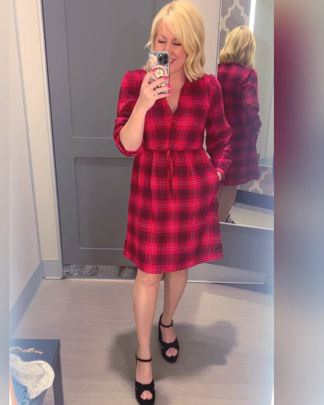 Holiday party looks 
#holidayoutfits 
#Christmasoutfits
#NYEOutfits 

#LTKHoliday #LTKSeasonal #LTKover40