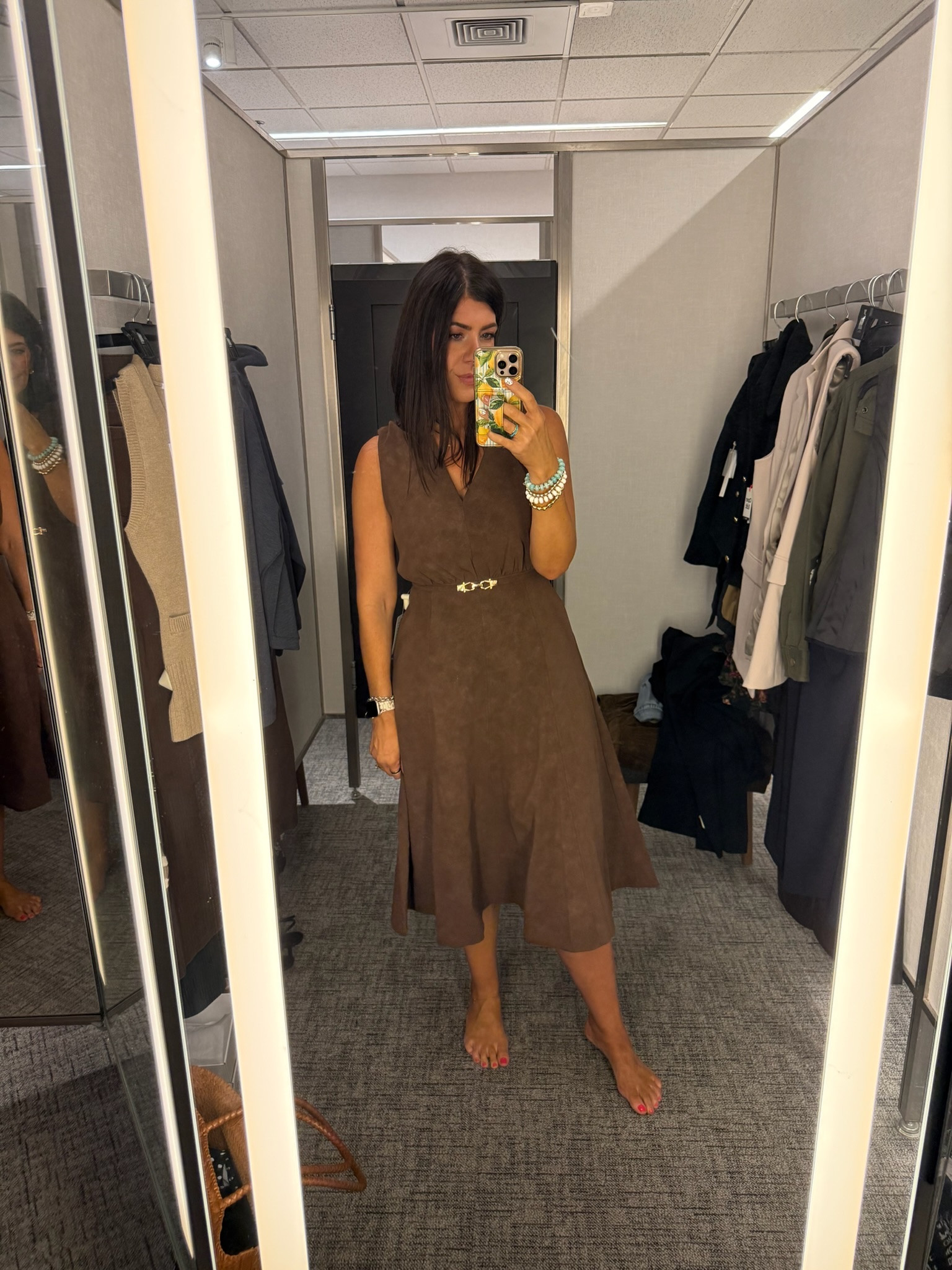 The most gorgeous dress

Nordstrom sale finds, In an 8/m top and bottoms, 29 jeans in all but Levi’s (30) 

Workwear,, midsize fall outfits , nsale, easy outfit, what to wear, fall midsize outfit, ootd, midsize fall, causal