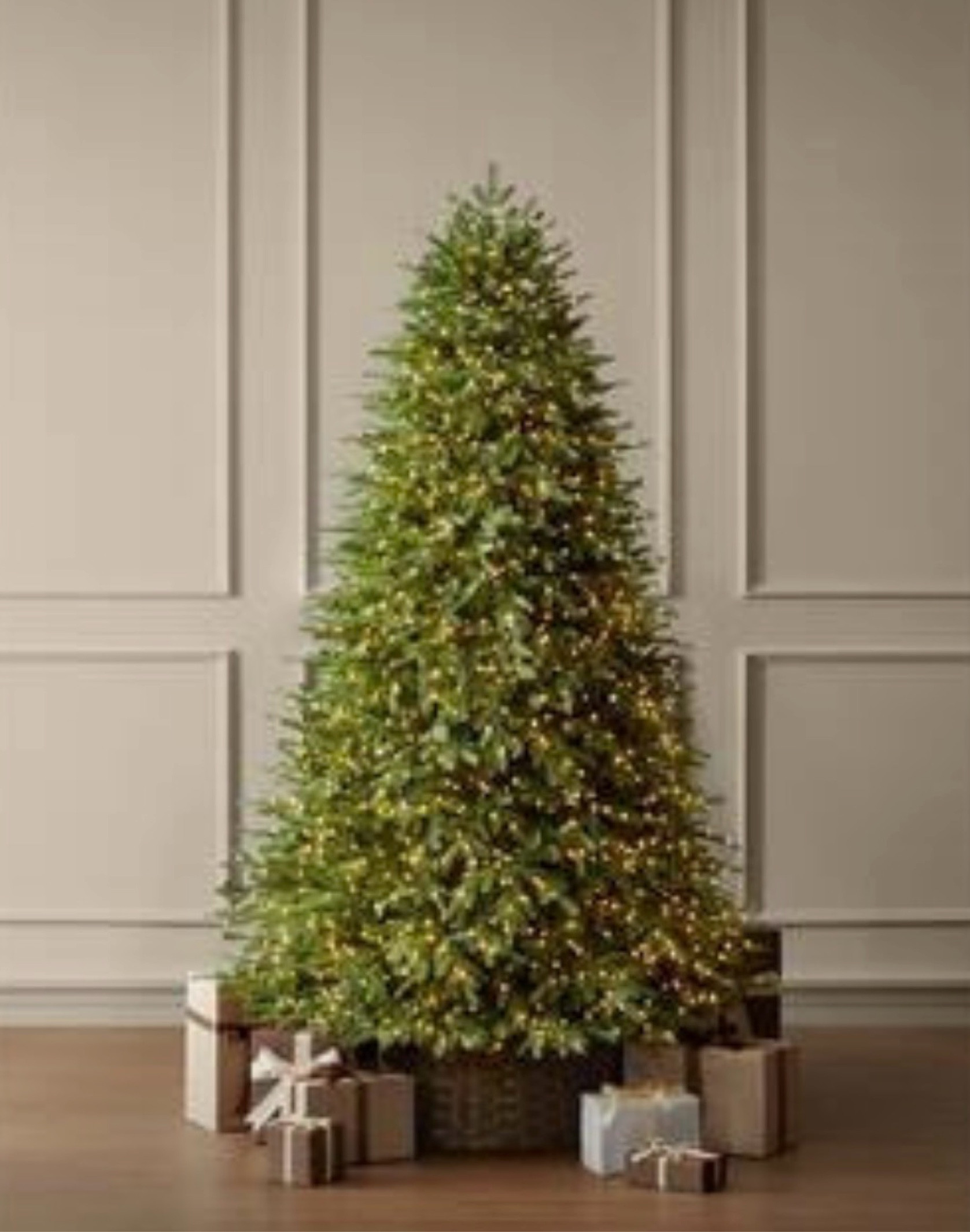 Home Depot viral Christmas tree 

#LTKHoliday #LTKSeasonal