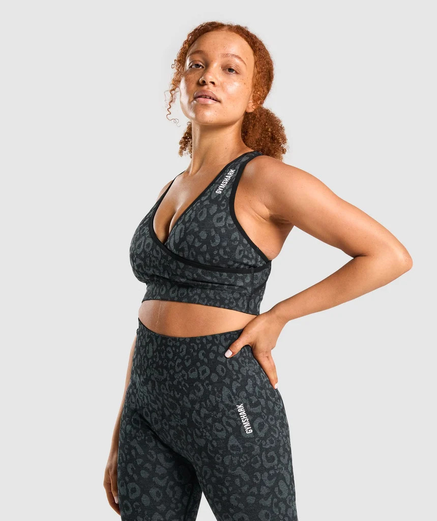 Gymshark Adapt Animal Seamless Sports Bra - Black | Gymshark (Global)