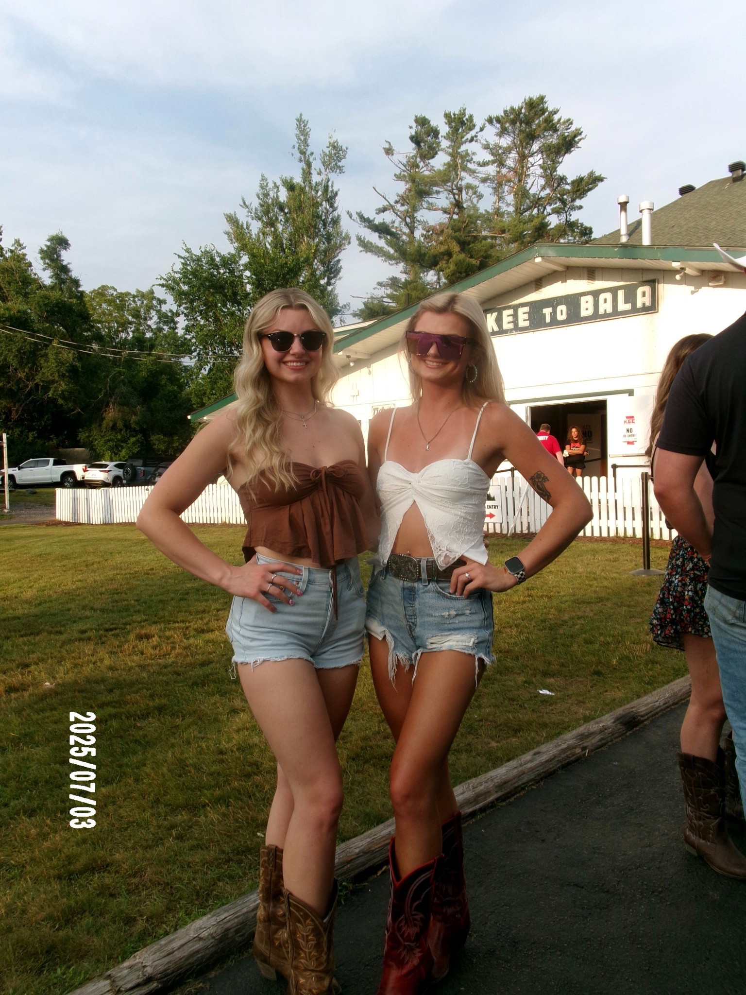country concert outfit 🎶 use code SM10 for $$ off Two Svge! 

#LTKcanada #LTKsummer #LTKfestival