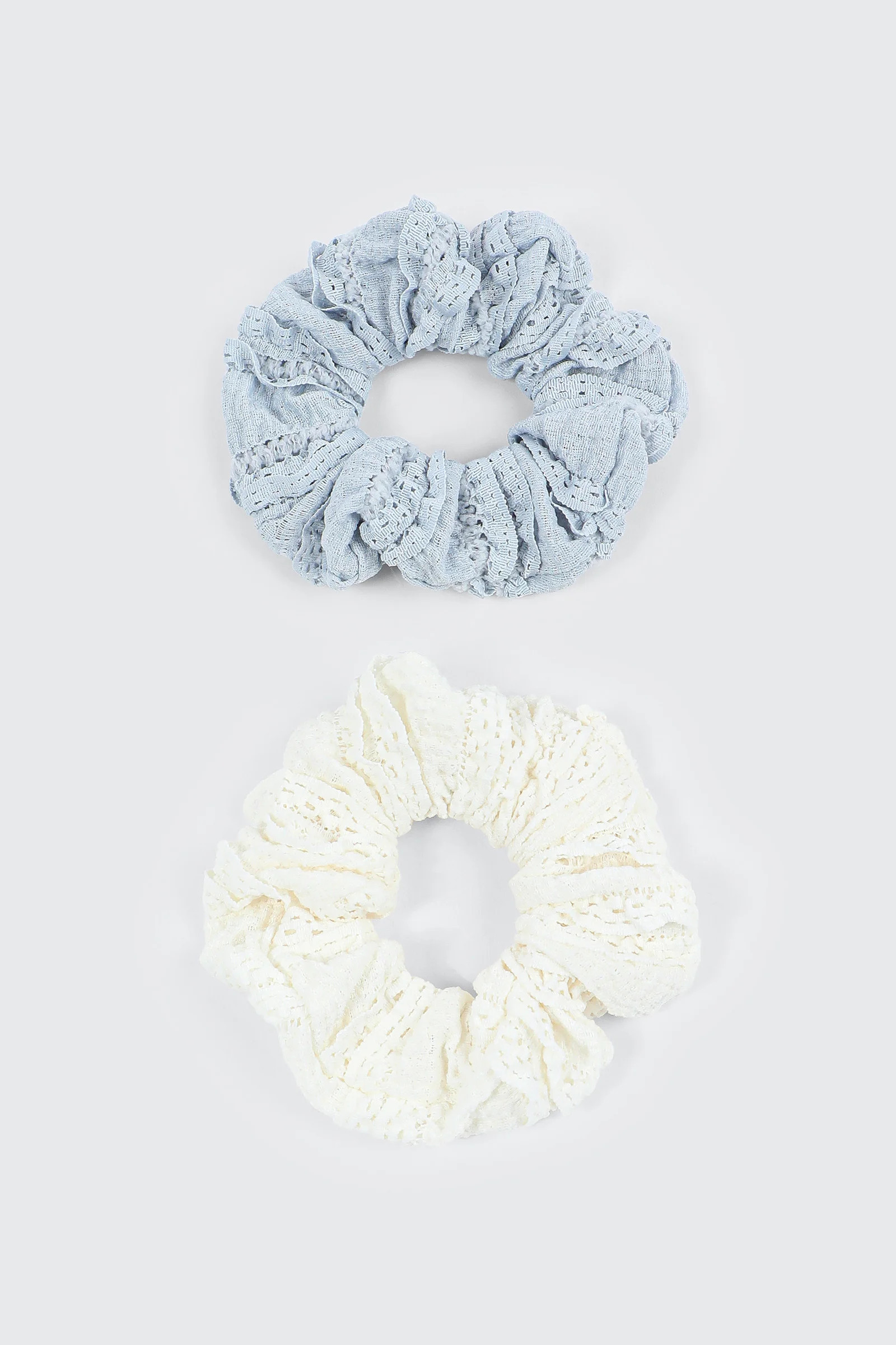 2-Pack Lace Scrunchies | Ardene