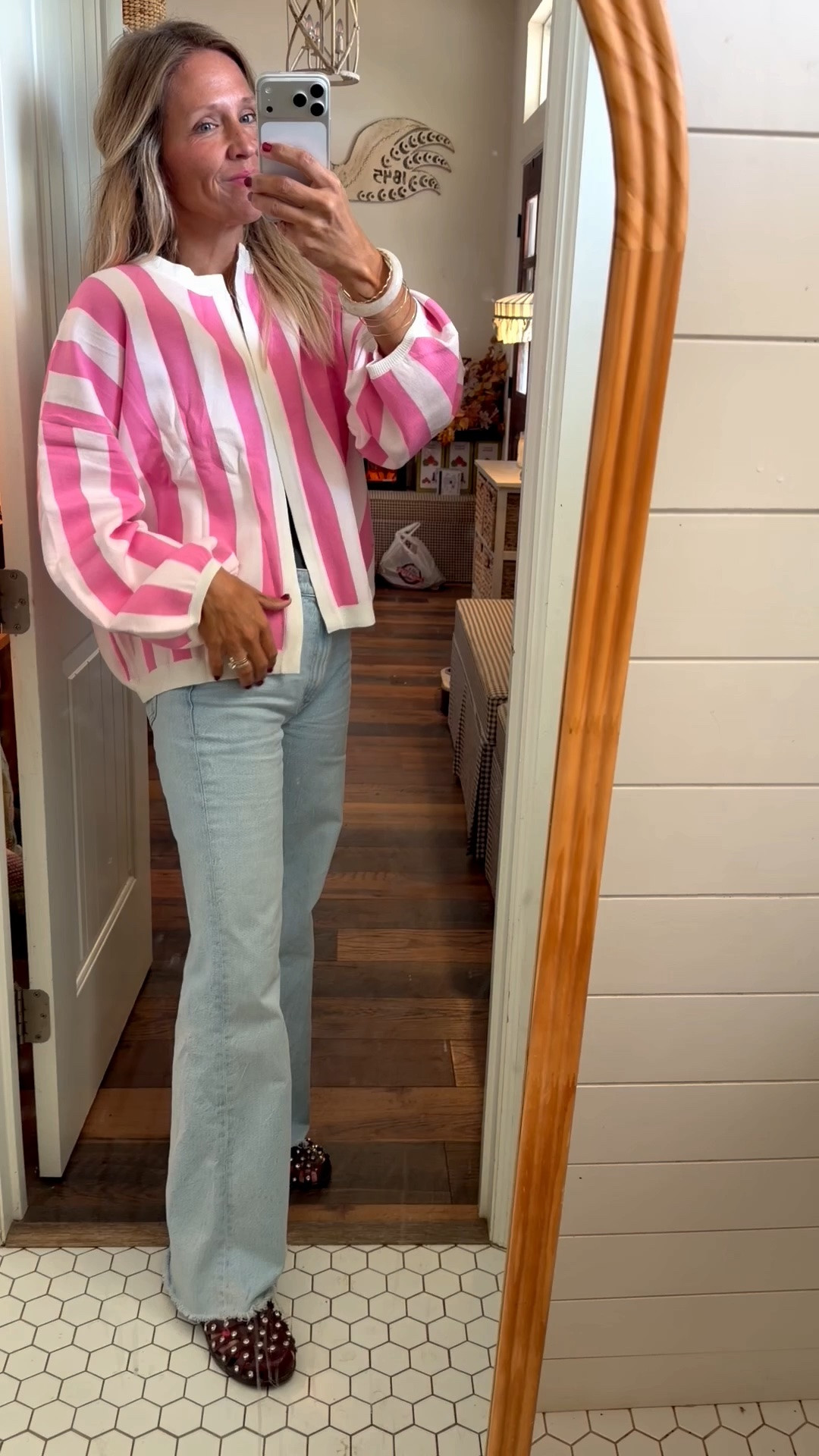 This sweater will be on repeat once it cools down in Texas! I sized up to a large. It’s so good!!!
Size down one in the jeans. I’m normally a 28 and wearing a 27 (I’m 5’7 for reference. These are the normal sizing not petites).

#LTKgrwm #LTKootd #LTKdayinmylife