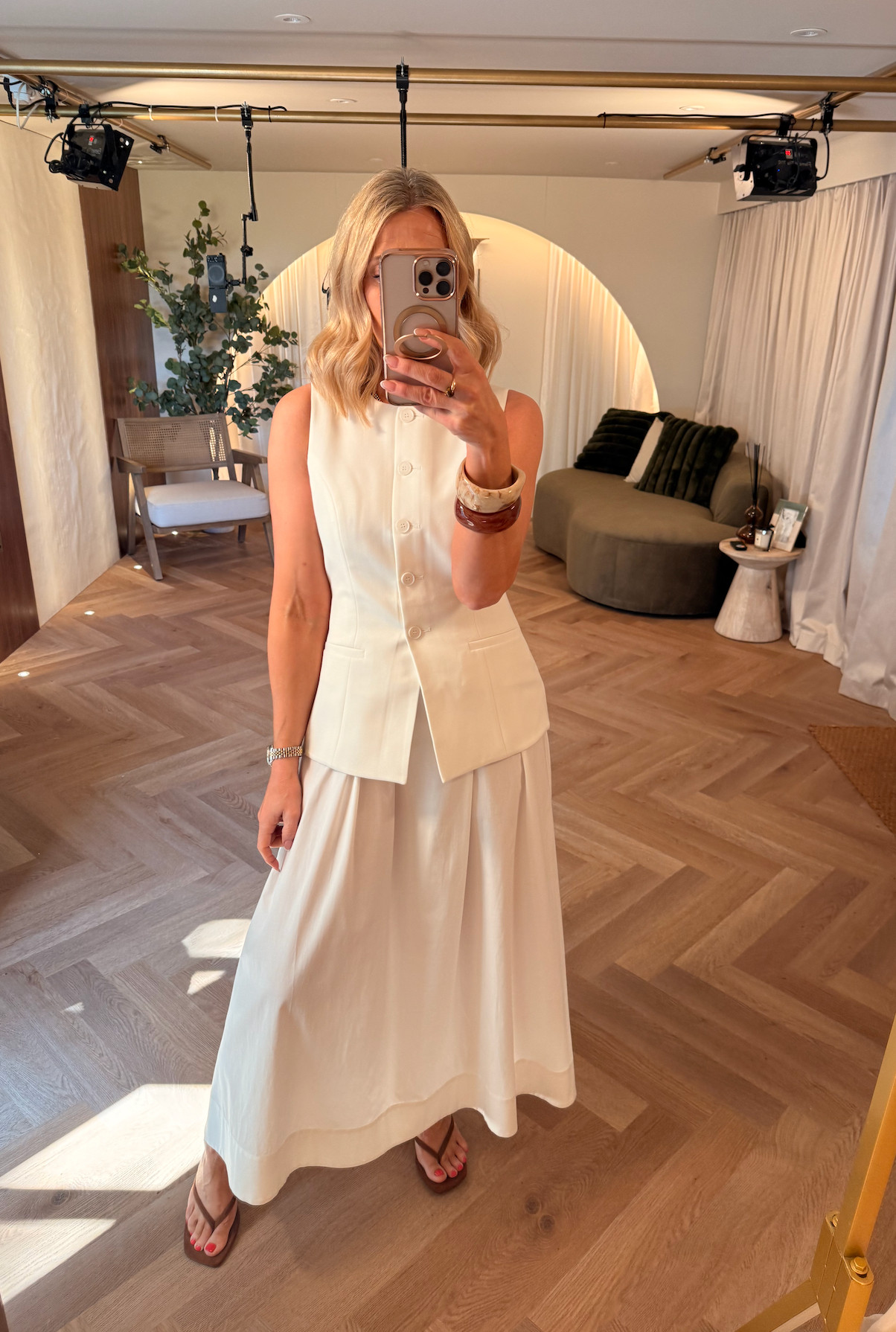 OOTD the day from me today, meetings this morning then out to see a client later today!  

 #LTKuk #LTKsummer #LTKdresses