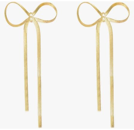 Cutest BOW Earrings 

Looking so the cutest earrings that won't hurt your pocketbook? Look no further. 

#bowsbowsbows #girlystyle

#LTKHolidaySale #LTKHoliday #LTKGiftGuide