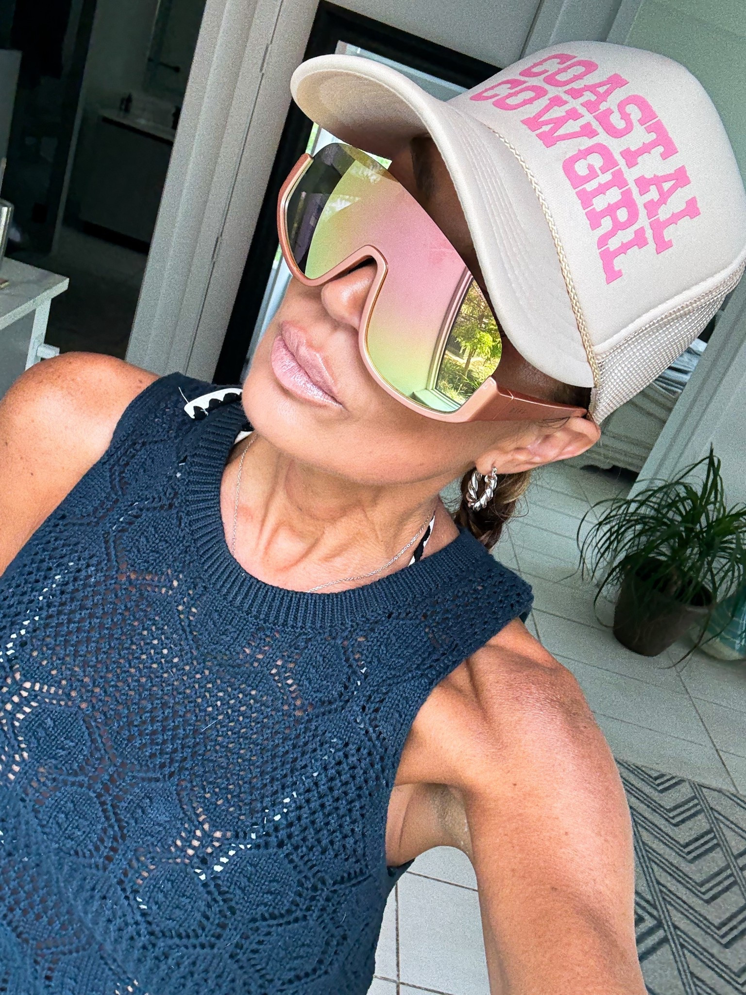 When eye protection meets effortless style ✨🕶️ Living in Florida means I’m always chasing sunshine — whether I’m walking Raven, relaxing poolside, or heading to the beach. That’s why protecting my skin and my eyes is non-negotiable.

Loving my new Diff Eyewear rose gold sunglasses (so chic!) paired with this Splendid sweater — the perfect mix of comfort + style for sunny days. 🌞

Linked everything on my LTK so you can shop the look!

#LTKStyle #LTKCreator #DiffEyewear #SplendidStyle #FloridaLife #SunSafeAndStylish #EverydayStyleInspo #OOTDDetails #ChicAndProtected #StyleWithPurpose

