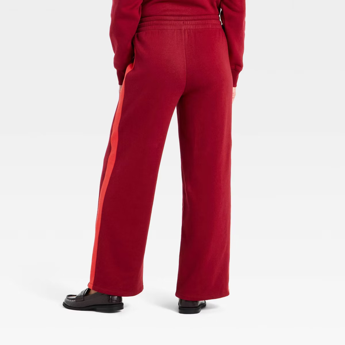 Women's Mid-Rise Straight Leg Pull-On Pants - Universal Thread™ Maroon XS | Target