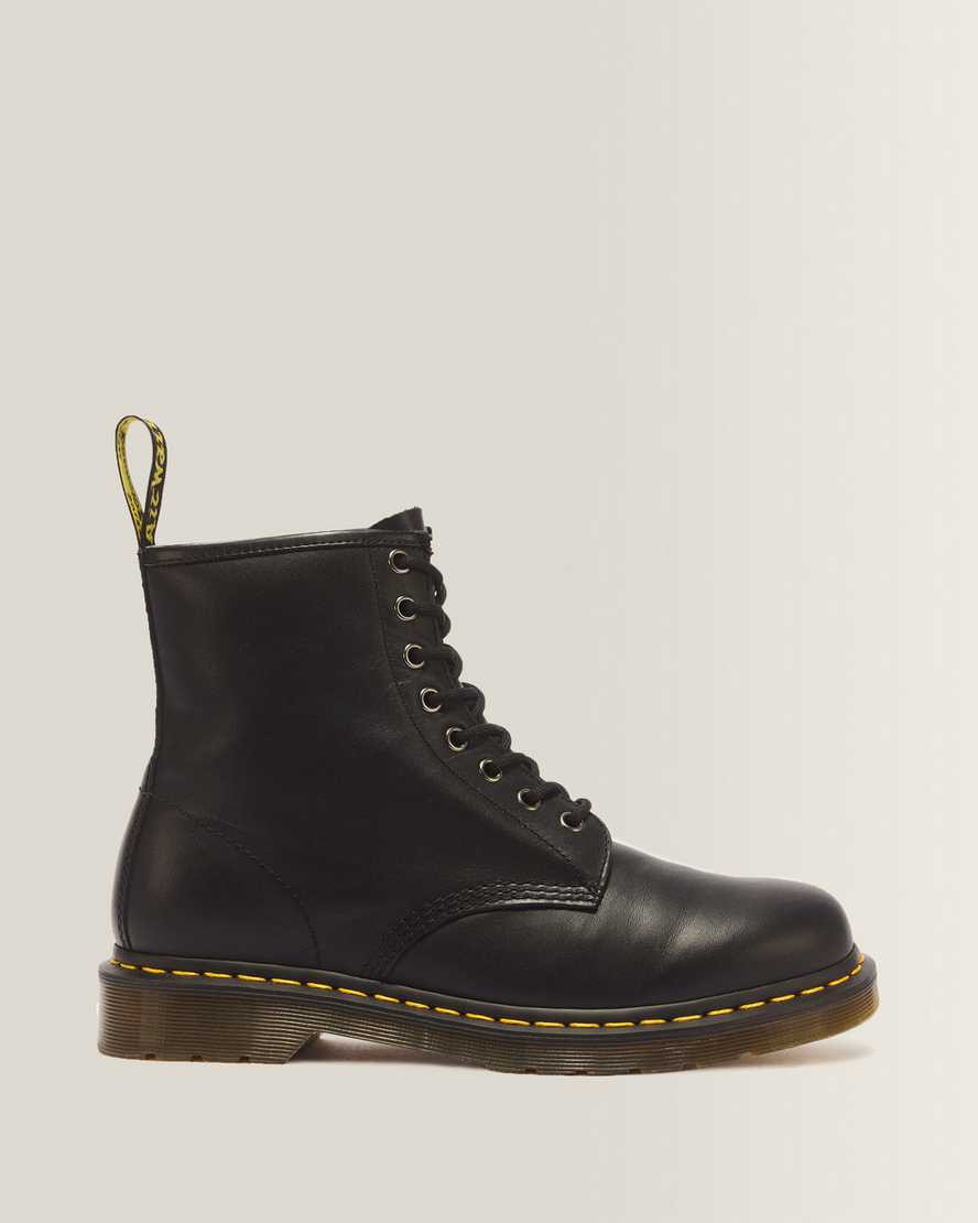 Dr. Martens 1460 8-eye boot in black nappa leather